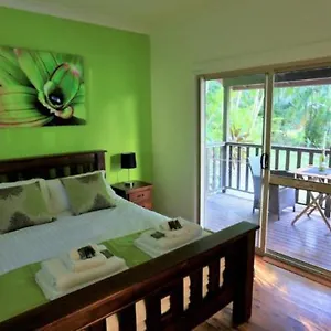 *** Bed & Breakfast Village Hideaway Australia